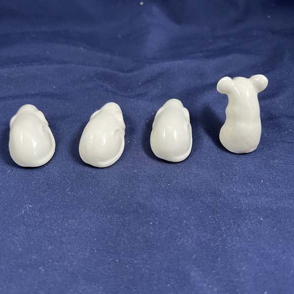 4 VINTAGE MINIATURE BONE CHINA WHITE MOUSE 1.5" Charming Whimsical Home Decor - Picture 4 of 5
